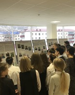 Выставка «Герои среди нас» начала свою работу в&nbsp;МБОУ «СОШ №3&nbsp;города Невельска»